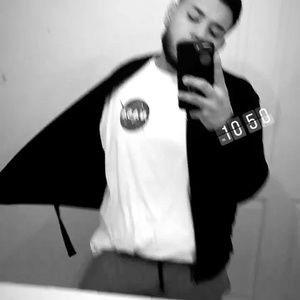 Meet your Posher, Diego